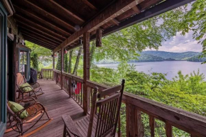 Nantahala Lakefront Comfort -- 3 Br/2.5 BA w/ Private Dock